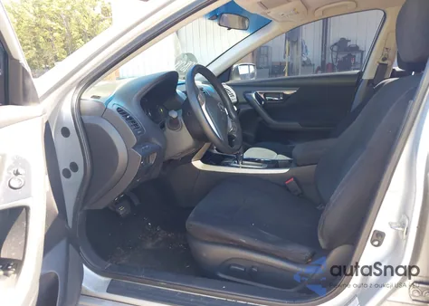 2014 Nissan Altima 2.5/2.5 S/2.5 Sl/2.5 Sv z USA, uszkodzony, nr VIN 1N4AL3AP2EN378782